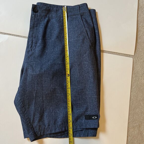 Oakley Shorts Mens 38 Navy Golf Regular Fit Stretch Quick Drying Comfort - Picture 8 of 8